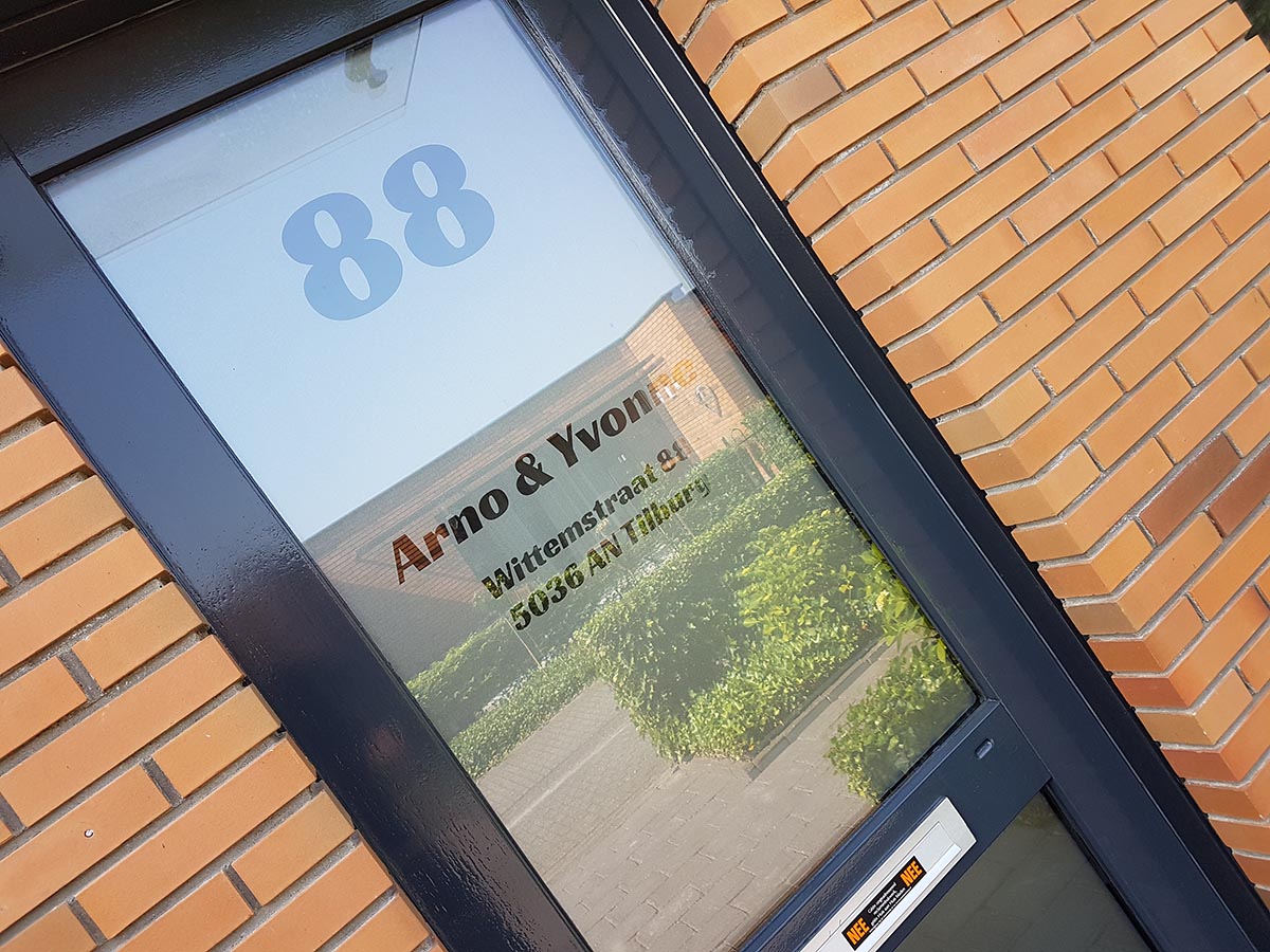 raamfolie eigen ontwerp