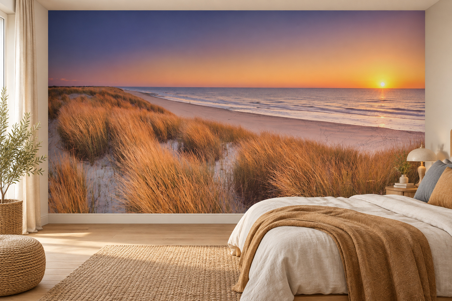 Slaapkamer met fotobehang van een ondergaande zon boven zee op de achterwand en een interieur in bijpassende kleuren; ontwerp 99786006.