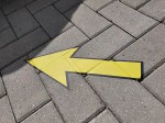 vloerstickers-pijlen-voor-buiten
