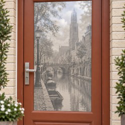 voordeur-bedrukt-sfeerbeelden/bedrukte-raamfolie-utrecht-oudegracht-met-domtoren-oude-stadsfoto