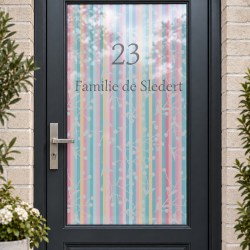 voordeur-bedrukt-sfeerbeelden/raamfolie-voordeur-gekleurde-strepen,-naam-en-huisnr