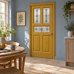XL deursticker klassieke okergele voordeur met glas in lood C09 toegepast in een ontbijtkamer met blauwe wand en natuurstenen vloer